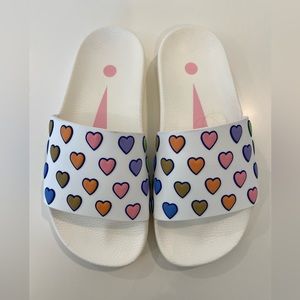 Roller rabbit slides